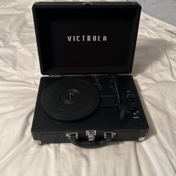 Portable VICTOLA Record Player