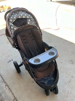Baby Trend Jogging Stroller with Tray