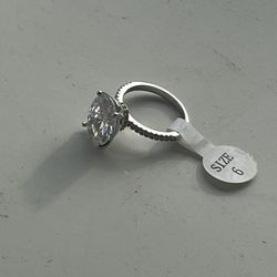 Stunning Oval Engagement Ring 925 Stamped