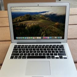 Apple MacBook Air 13” i5/4GB/256GB SSD $180 