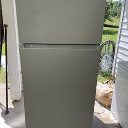 Midea Refrigerator 