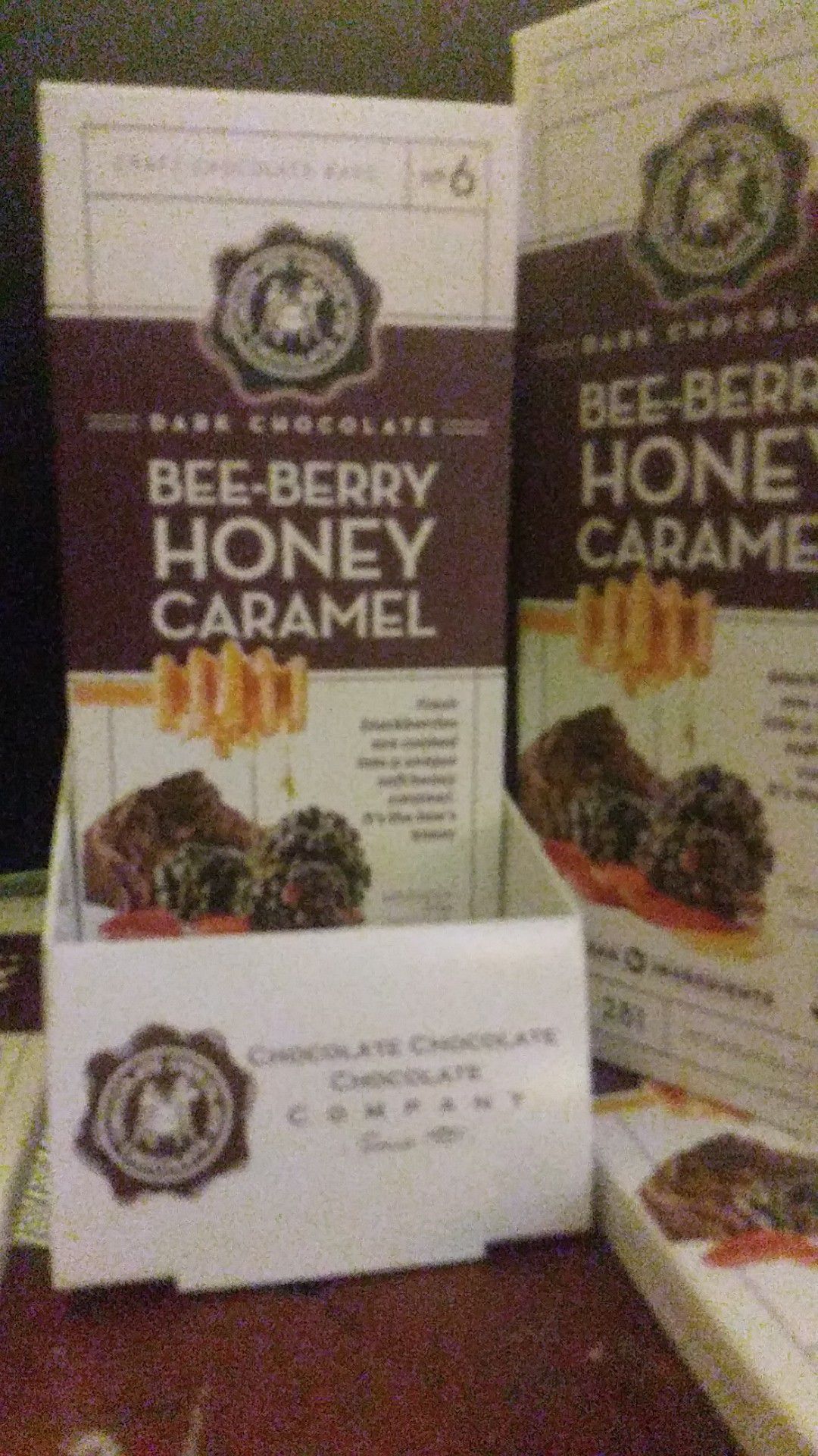 BEE-BERRY HONEY CARAMEL DARK CHOCOLATE