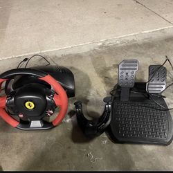 Xbox Thrustmaster Ferrari 458 Spider racing wheel
