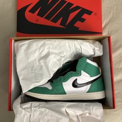 Nike - WMNS Air Jordan 1 High OG - Size 11