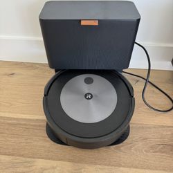 iRobot Roomba J7+ Combo (with Self emptying Charging Dock)