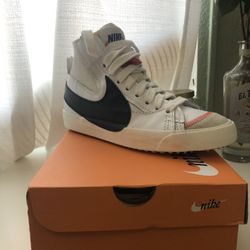 Nike Blazer 8.5 M
