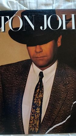 Elton John - Breaking hearts LP