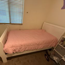 Twin Size Bed 