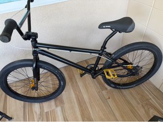 GT BIKE (BMX 24”)