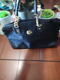 Tommy Hilfiger Purse 