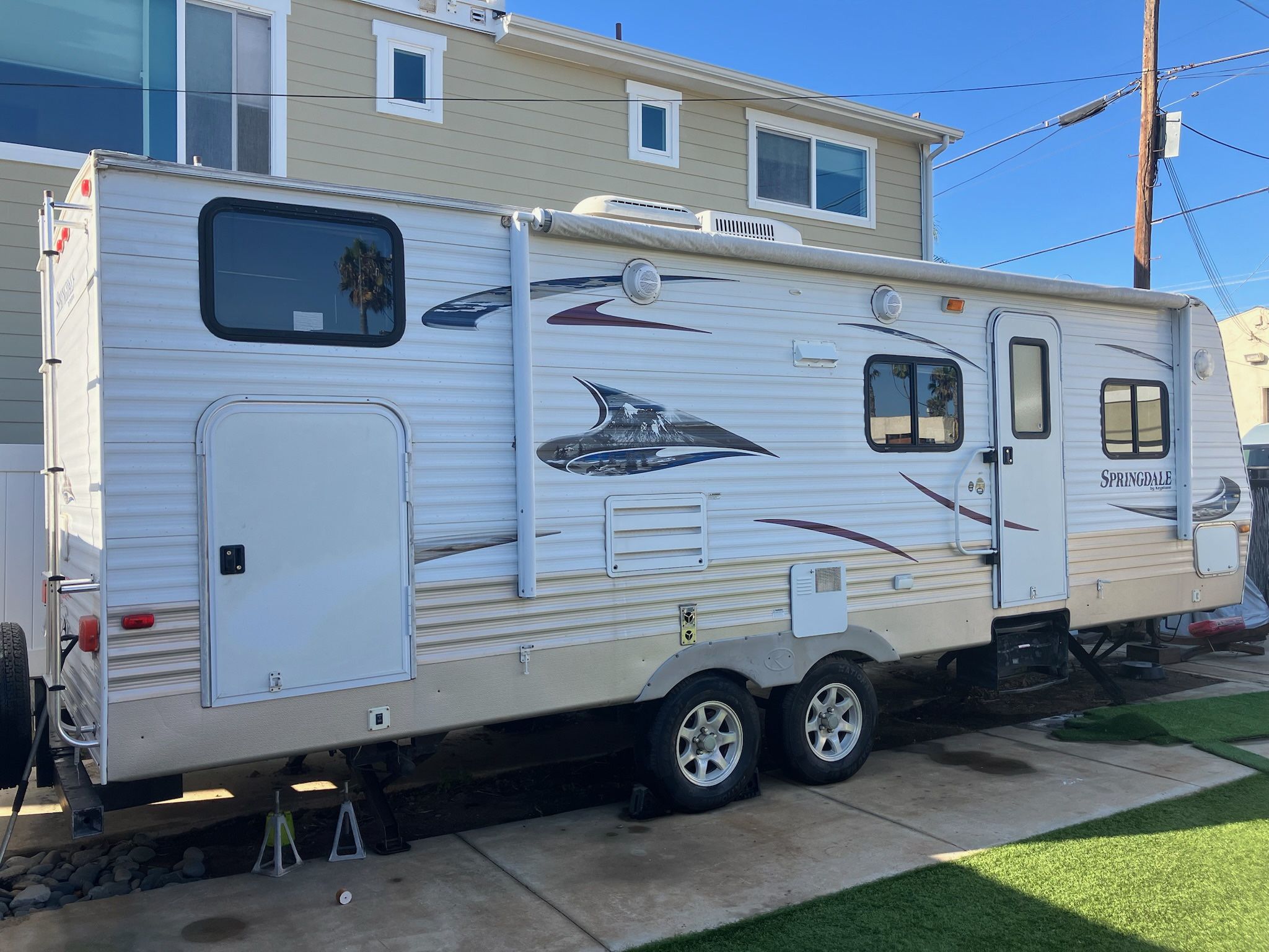 2011 Keystone Springdale 267BH Clean Title