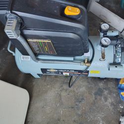 Air Compressor 