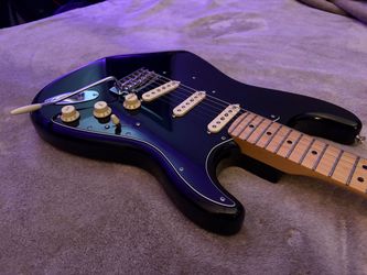 Black Fender Special Edition Stratocaster