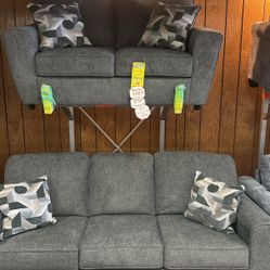 Ashley’s Sofa And Love Set ❗️❗️❗️❗️