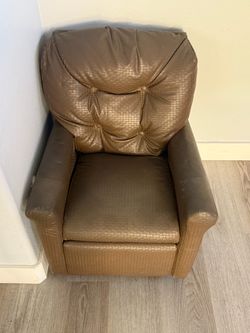 Kids recliner