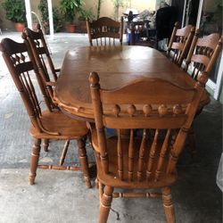 Dinning Table 