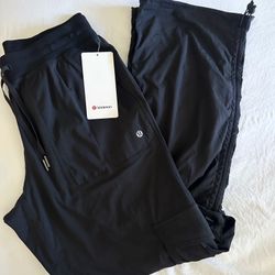 Lulu Dance Studio Cargos 