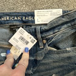 NWT AMERICAN EAGLE JEANS SIZE 2