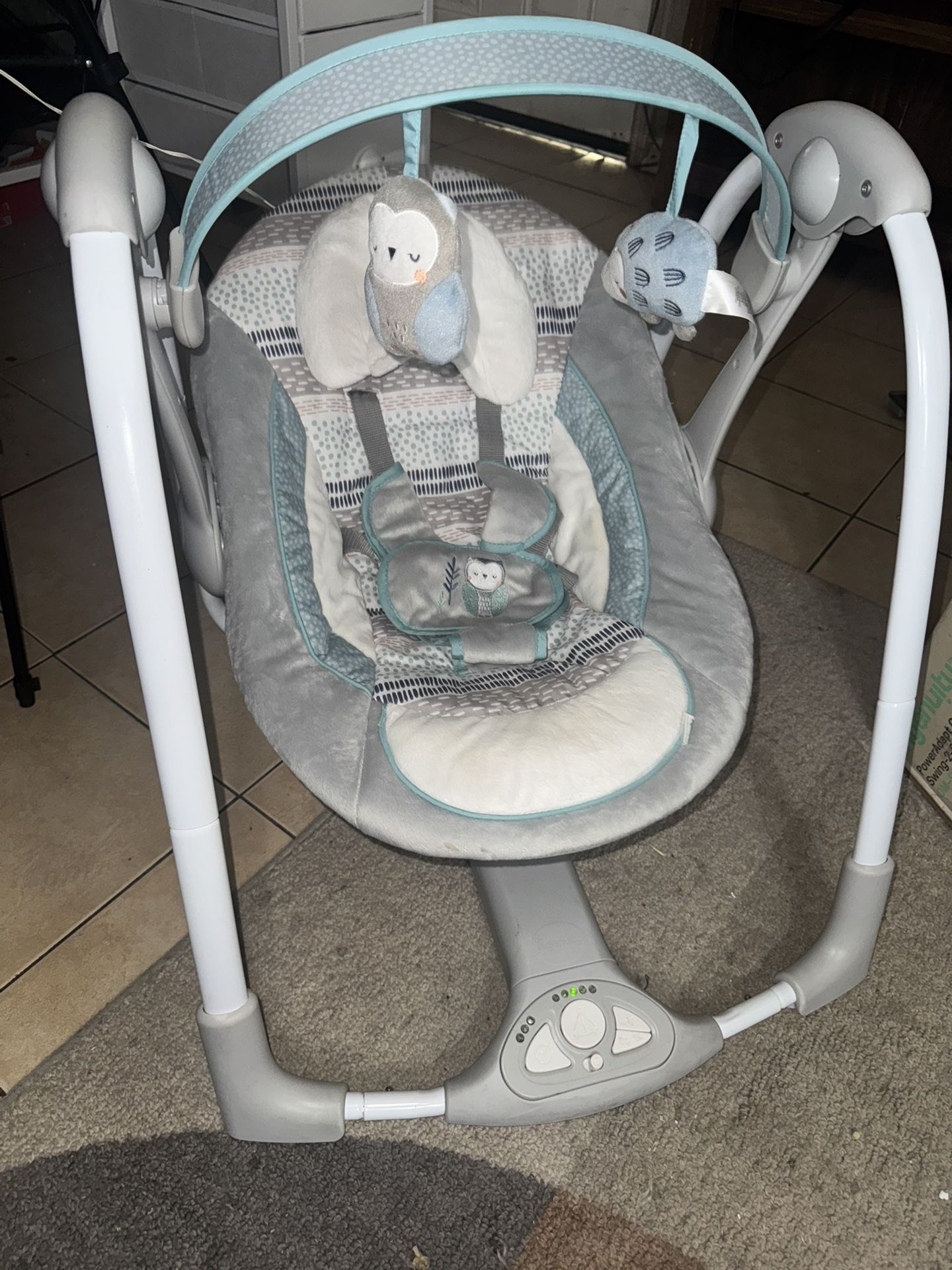 Ingenuity portable swing