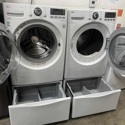 Washer And Dryer LG 