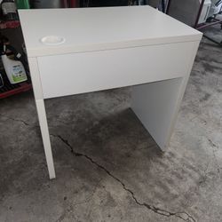 Desk/ Vanity 