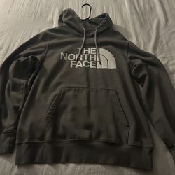 The North Face Hoodie - Men's Medium