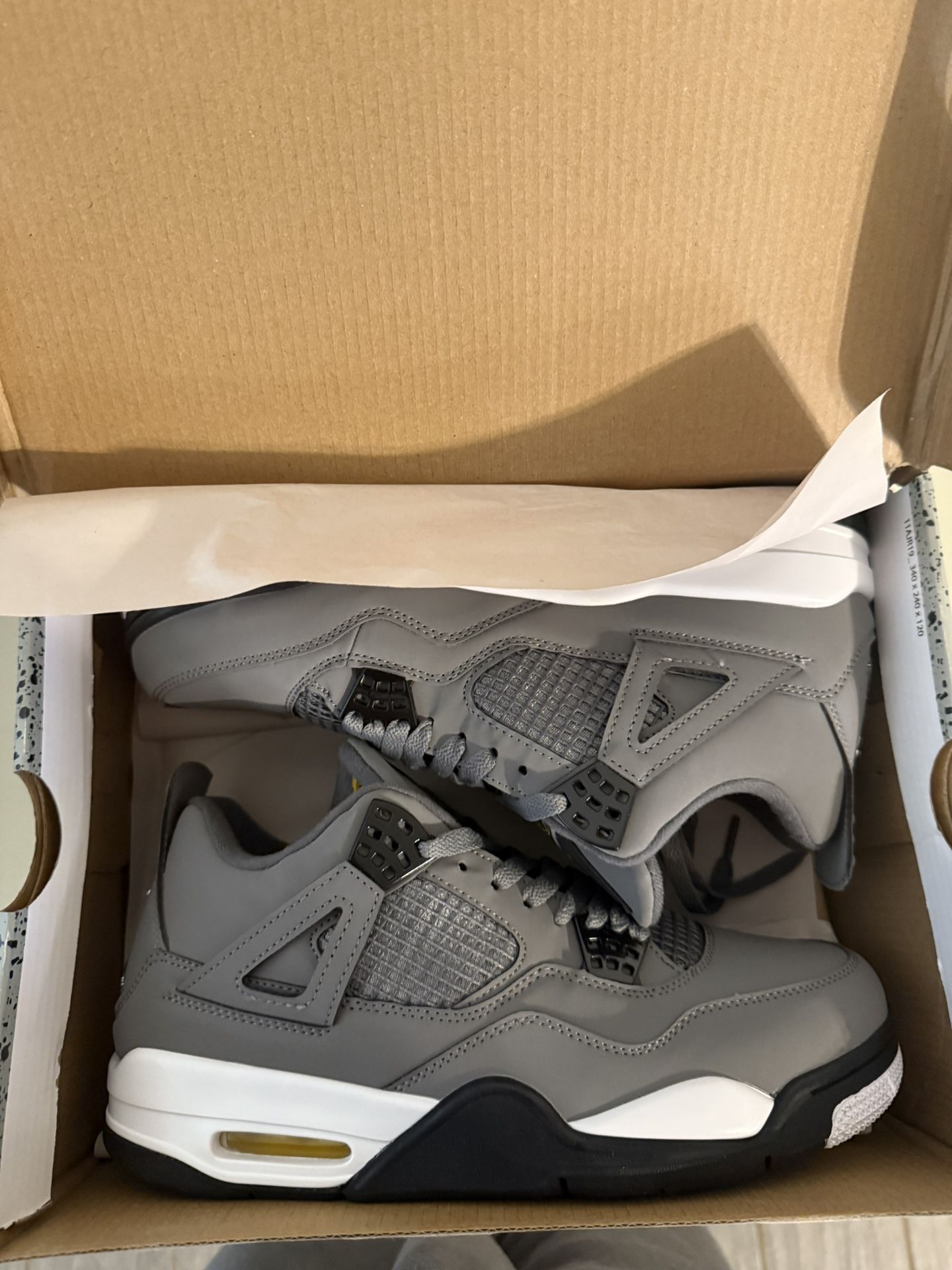 Jordan 4 Cool Grey