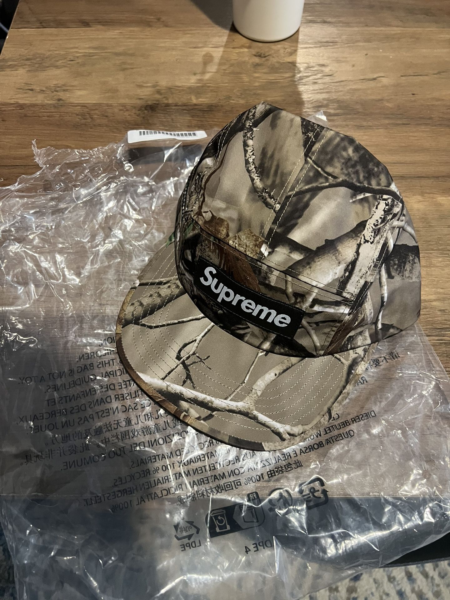 Supreme GORE-TEX ZIP POCKET CAMP CAP