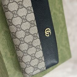 GG Marmont bi-color zip around wallet