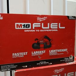 Milwaukee New Compact Band Saw 18M Fuel Brussless 