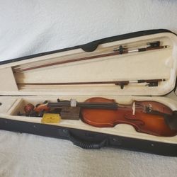 Cecilio Violin