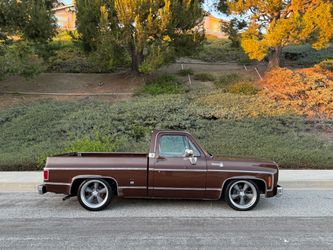 Chevrolet Silverado - Short bed - Factory 454 Big Block - Pickup Truck