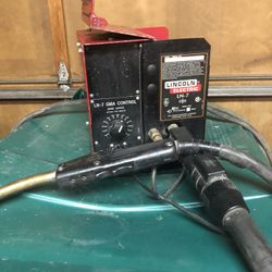 LN-7 GMA  WIRE FEEDER