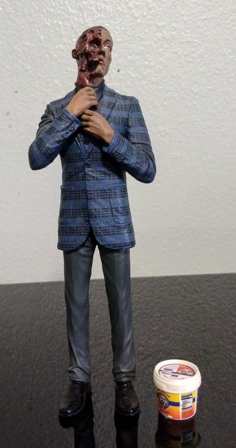 Breaking Bad "Gus Fring" 6" Action figure