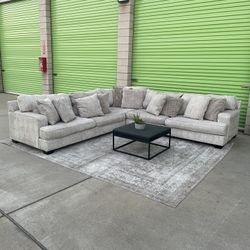 *Free Delivery* Ashley Sectional Couch Sofa