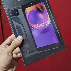 Maxwest Astro 8r Tablet Sealed