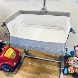 Baby Bassinet (Robbei), Fisher-Price Deluxe Take-Along Swing & Seat &/or Ingenuity™ Twinkle Tails Bouncer