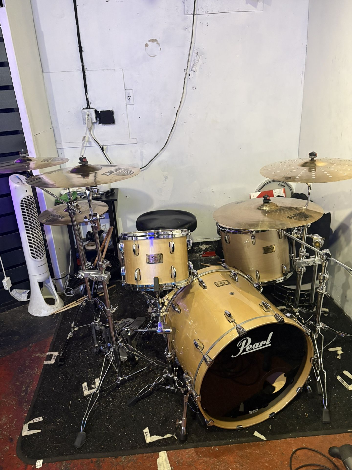 Pearl Masters Studio Birch Drum Set