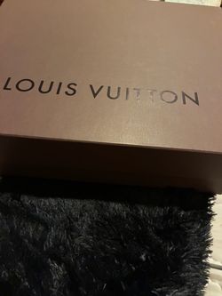 XLLouis Vuitton gift box