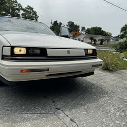 oldsmobile toronado 1990