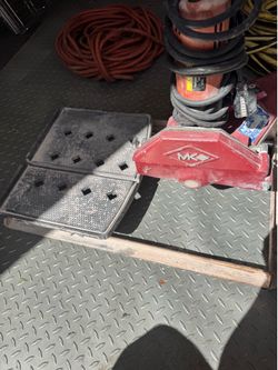 Tile saw