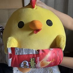 ZURU SNACKLES PRINGLE CHICKEN PLUSHIE 