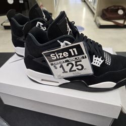 Air Jordan 4 Retro