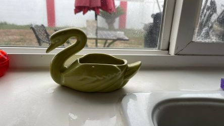 Bauer Planter No Chips No  Cracks