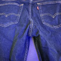 Levi Jeans Used Normal Wear ( Size 32-32)