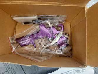 Spray gun Gravity feed 20oz new