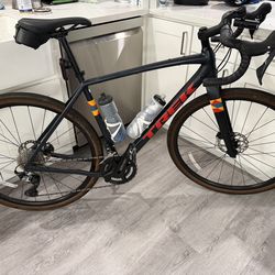 Trek Checkpoint ALR 5 gravel bike - size 56