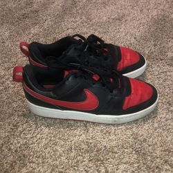 Nike Borough Low Shoes