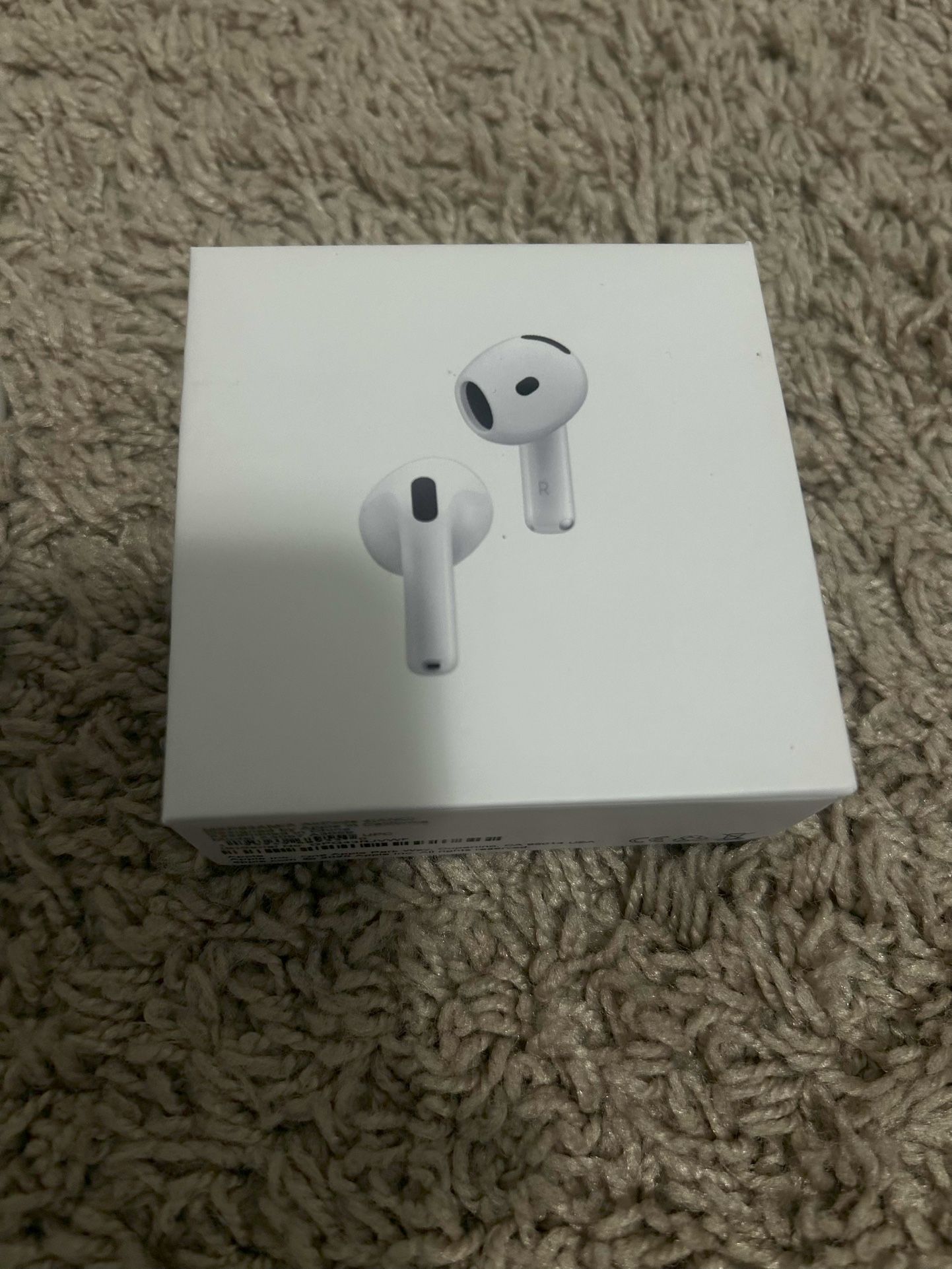 AirPods 4 ANC