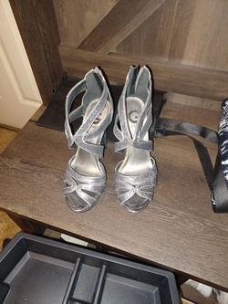 GUESS HIGH HEELS